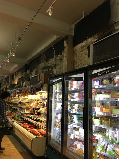 Grocery Store «Everything Fresh», reviews and photos, 1222 Walnut St, Philadelphia, PA 19107, USA