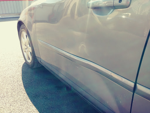 Auto Body Shop «McCombe Body Shop», reviews and photos, 1965 E Main St, Columbus, OH 43205, USA