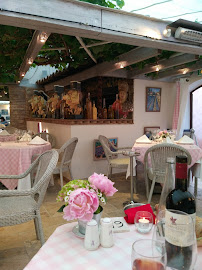 Atmosphère du Restaurant L'Auberge des Maures à Saint-Tropez - n°18
