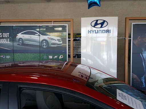 Hyundai Dealer «Napleton River Oaks Hyundai», reviews and photos, 1985 River Oaks Dr, Calumet City, IL 60409, USA