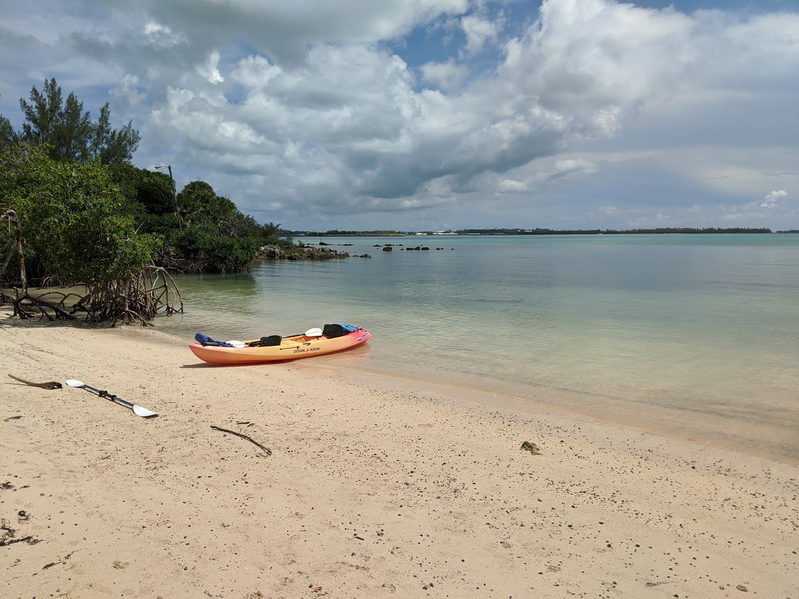 Foto van Blue Hole Park Beach gelegen in een natuurlijk gebied