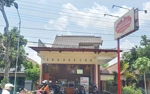 Bolen & Bakpia Simpang Lima Kediri | Pusat image
