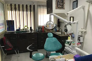 Dr Sunaina Gupta Dentist In Agra image