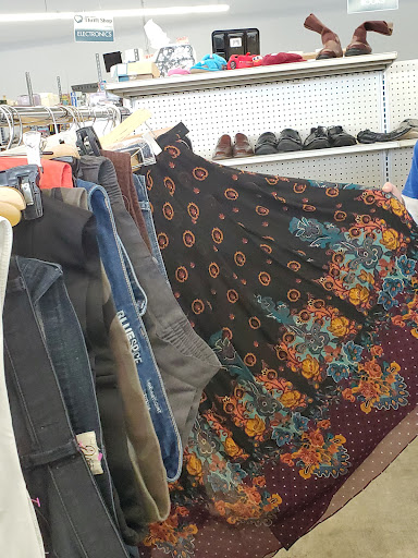 Thrift Store «Stone Soup Thrift Shop», reviews and photos, 950 3rd St # 120, St Paul Park, MN 55071, USA