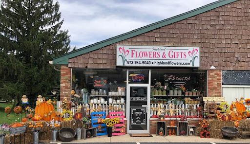 Highland Flowers & Gifts, 3 Church St, Vernon Township, NJ 07462, USA, 