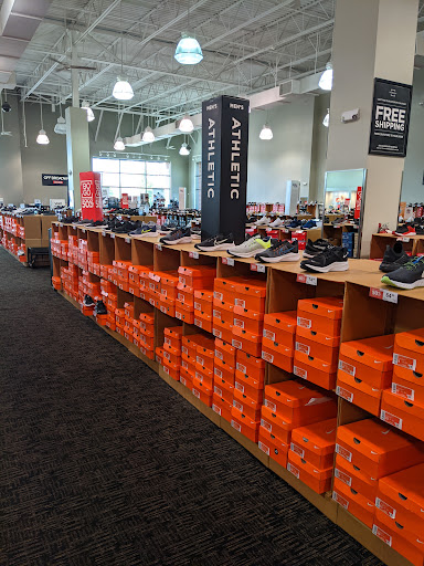 Shoe Store «Off Broadway Shoe Warehouse», reviews and photos, 8510 Northfield Blvd #1810, Denver, CO 80238, USA