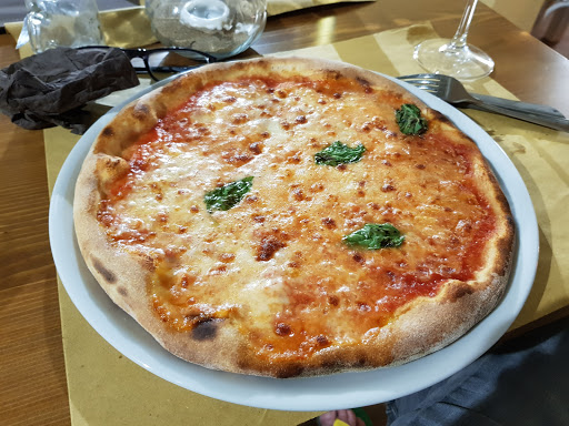 Alla Posta Pizzeria Forno a Legna in Sabaudia, Provincia di Latina