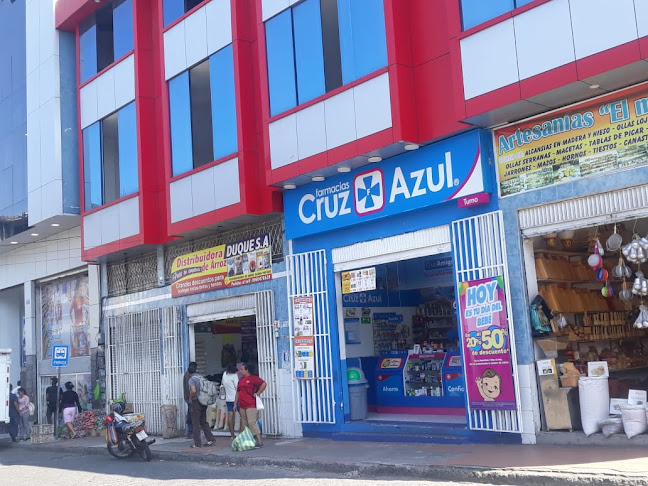 Opiniones de Farmacia Cruz Azul cp305 en Santo Domingo de los Colorados - Farmacia