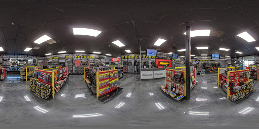 Truck Accessories Store «4 Wheel Parts - Fresno», reviews and photos, 4326 N Blackstone Ave, Fresno, CA 93726, USA