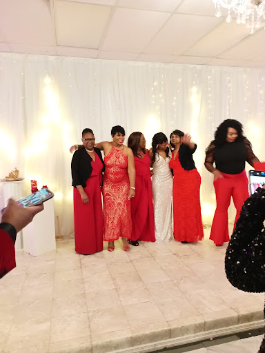 Shopping Mall «New London Plaza Shopping Center», reviews and photos, 2296 Henry Clower Blvd SW, Snellville, GA 30078, USA