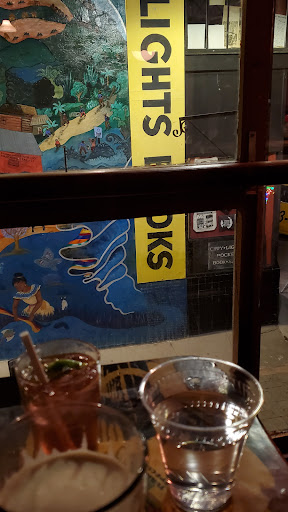 Book Store «City Lights Booksellers & Publishers», reviews and photos, 261 Columbus Ave, San Francisco, CA 94133, USA