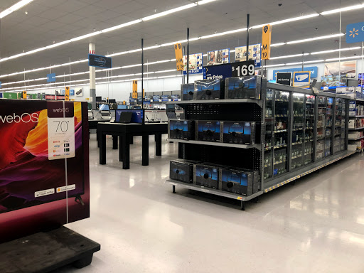 Department Store «Walmart Supercenter», reviews and photos, 5323 E Court St N, Burton, MI 48509, USA