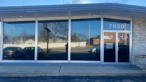 Boost Auto Sales, 419 N 4th St, St Charles, MO 63301, USA, 