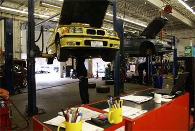 Auto Repair Shop «3D Auto Works Inc», reviews and photos, 1 Industrial Dr #7, Hudson, NH 03051, USA