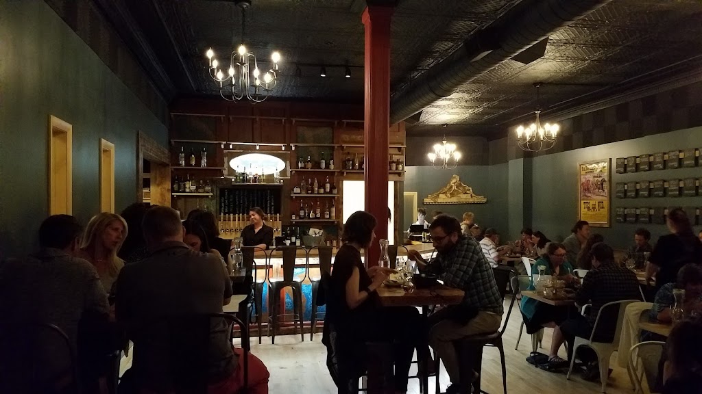 Meridians: The Restaurant 04937