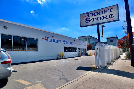Super Thrift Store Rescue Mission, 13422 Saticoy St, North Hollywood, CA 91605, USA, 