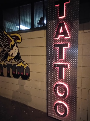 Tattoo Shop «Love and Hate Tattoo & Piercing», reviews and photos, 322 W McDowell Rd, Phoenix, AZ 85003, USA