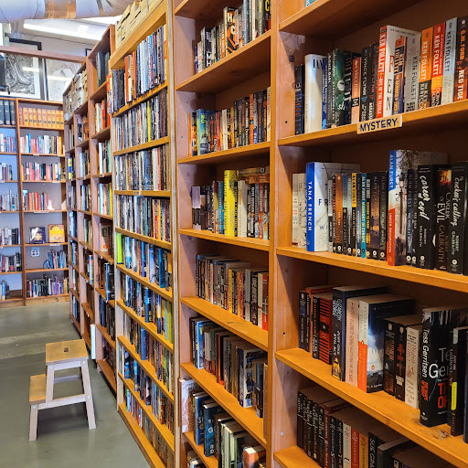 Used Book Store «Mercer Street Books», reviews and photos, 7 Mercer St, Seattle, WA 98109, USA