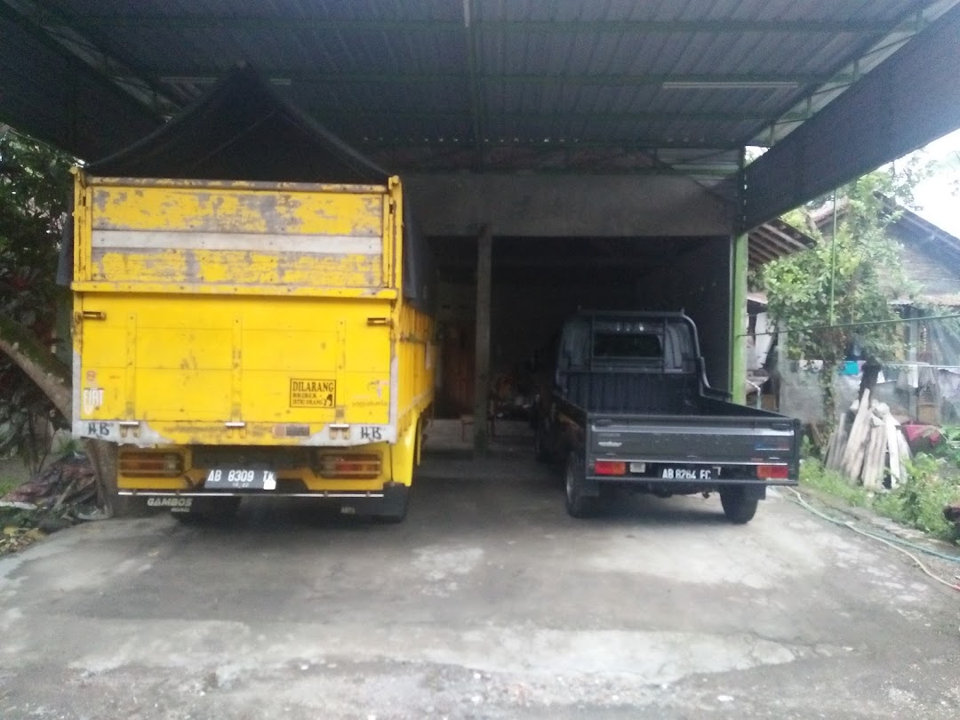 Jotanan Cahyono Truck & Car Rent