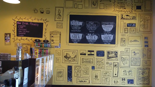 Donut Shop «Sweet Retreat Donuts», reviews and photos, 924 Pacific Coast Hwy, Long Beach, CA 90806, USA