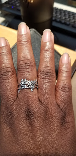 Jewelry Store «James Avery Jewelry», reviews and photos, 25723 Northwest Fwy, Cypress, TX 77429, USA