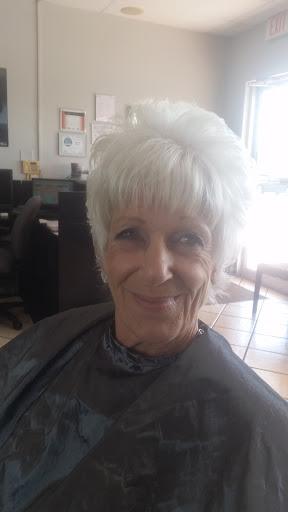 Hair Salon «di Moda Salon», reviews and photos, 5901 53rd Ave E, Bradenton, FL 34203, USA