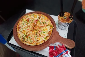 ਢਿੱਲੋਂ pizza image