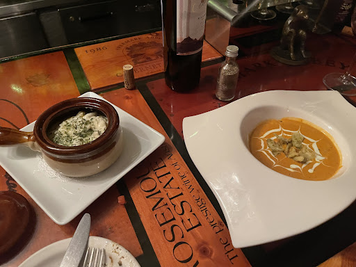 Restaurant «Clusters & Hops», reviews and photos, 707 N Monroe St, Tallahassee, FL 32303, USA