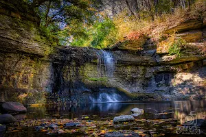 Parking for Quarry Trails, Millikin Falls area image