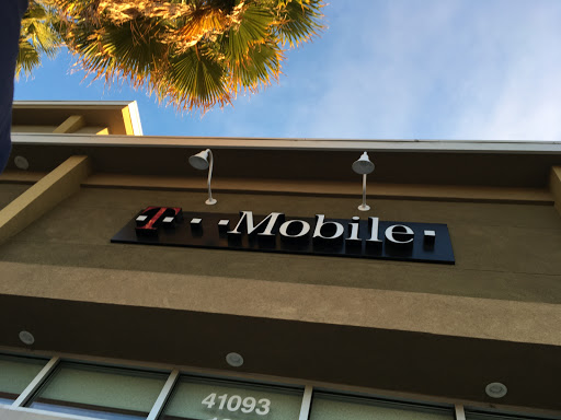 Cell Phone Store «T-Mobile», reviews and photos, 41093 Fremont Blvd #104, Fremont, CA 94538, USA
