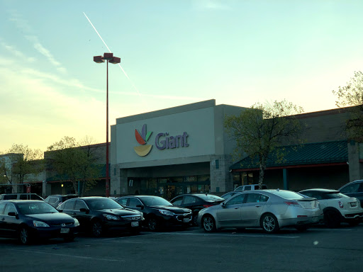 Grocery Store «Giant Food», reviews and photos, 10480 Campus Way S, Kettering, MD 20774, USA