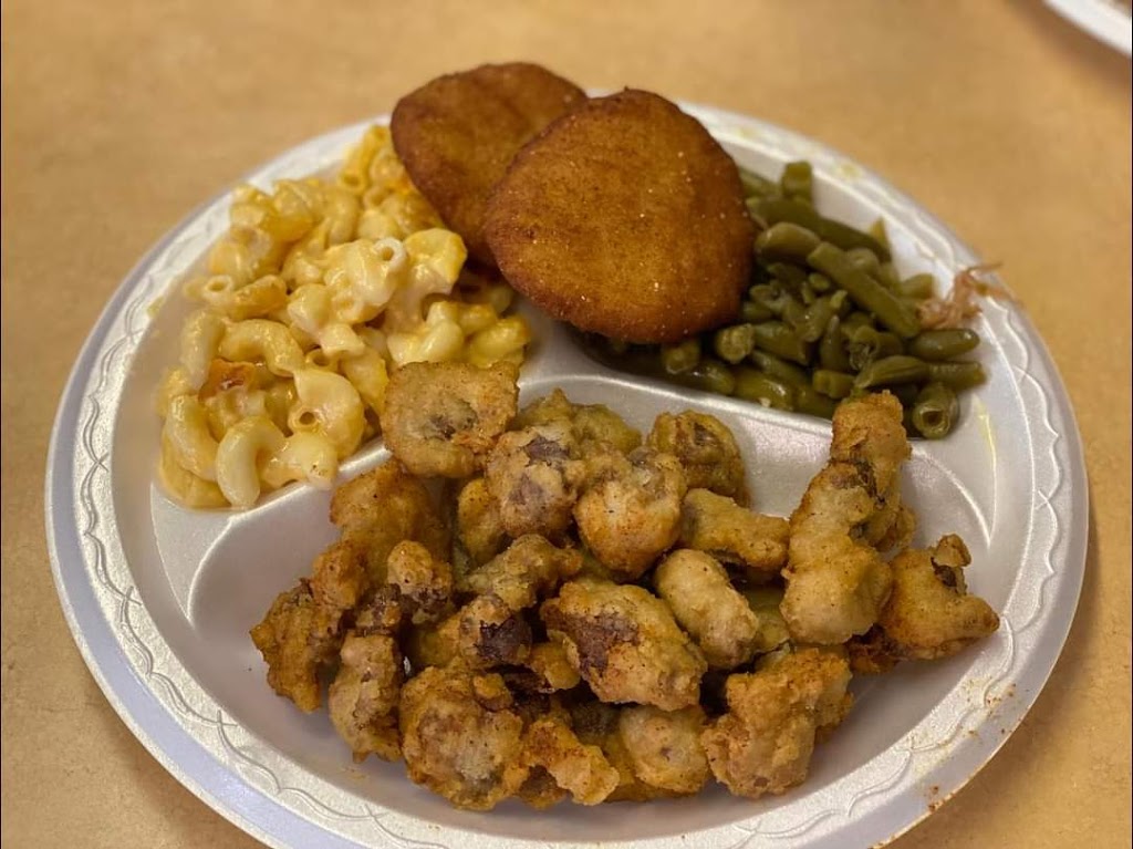 Omega's Market & Diner 38401