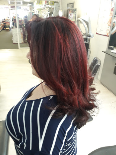 Beauty Supply Store «Miami Beach Beauty Supply & Salon», reviews and photos, 7329 Collins Ave, Miami Beach, FL 33141, USA