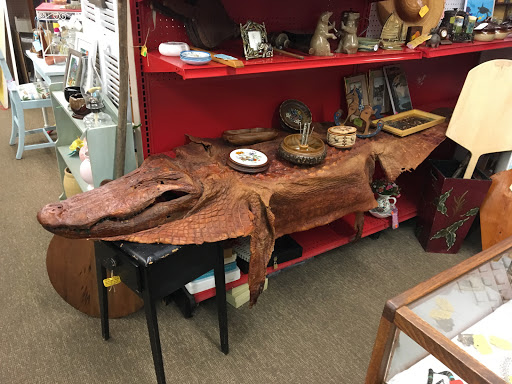 Antique Store «Coronado Antiques Mall», reviews and photos, 1433 S Dixie Fwy, New Smyrna Beach, FL 32168, USA