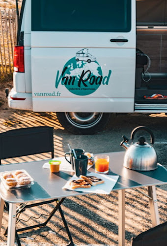 Agence de location de camping-cars VanRoad Location de vans aménagés à Vannes Vannes