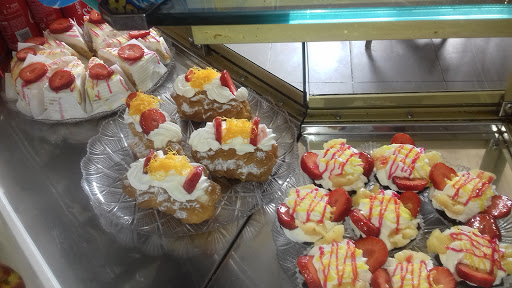 Pastelaria Saritana no Brandoa, Lisboa