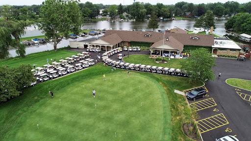Country Club «McHenry Country Club», reviews and photos, 820 N John St, McHenry, IL 60050, USA