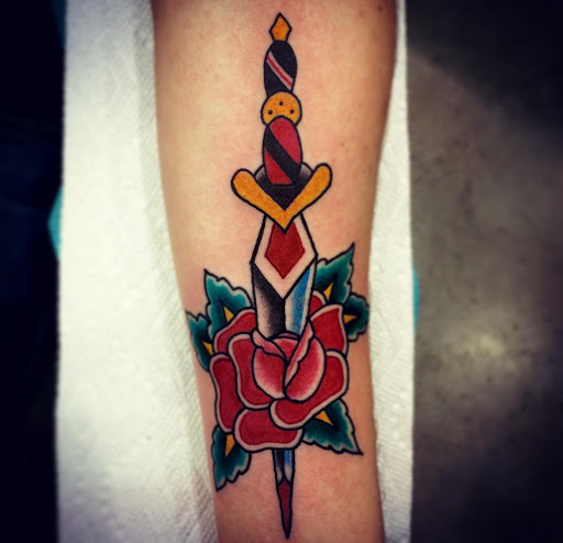 Tattoo Shop «Heroes & Ghosts Tattoo», reviews and photos, 3035 W Cary St, Richmond, VA 23221, USA