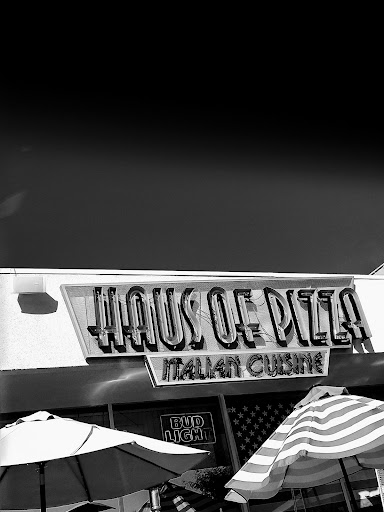 Dorias Haus of Pizza image