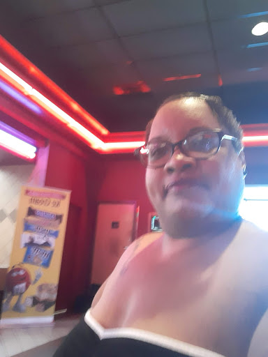 Movie Theater «Regal Cinemas Middleburg Town Square 16», reviews and photos, 18348 Bagley Rd, Middleburg Heights, OH 44130, USA