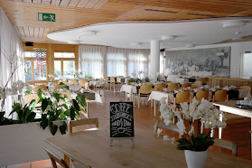 ARGO Café-Restaurant/Wohnheim