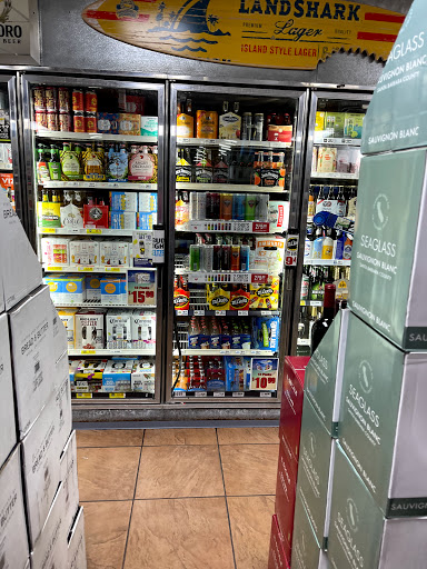 Liquor Store «Norman’s Liquors and Fine Wines», reviews and photos, 5235 Gulf Blvd, St Pete Beach, FL 33706, USA