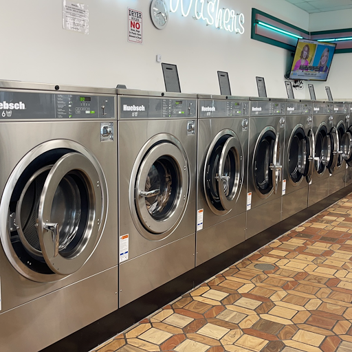 Laundromat «ProClean Laundromat & Dry Cleaners», reviews and photos, 24802 Gratiot Ave, Eastpointe, MI 48021, USA