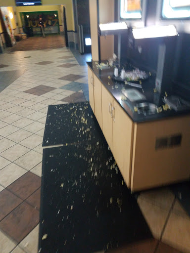 Movie Theater «AMC Riverstone 15», reviews and photos, 5 Reinhardt College Pkwy, Canton, GA 30114, USA