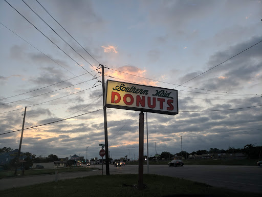 Donut Shop «Southern Maid Donuts», reviews and photos, 810 W Main St, Grand Prairie, TX 75050, USA