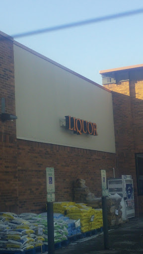 Grocery Store «Family Fresh Market», reviews and photos, 110 W 4th St, New Richmond, WI 54017, USA