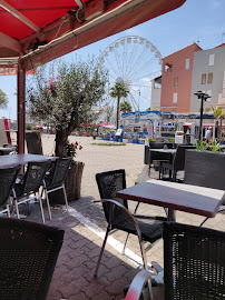 Atmosphère du Restaurant Le Monde des Grillades à Agde - n°2
