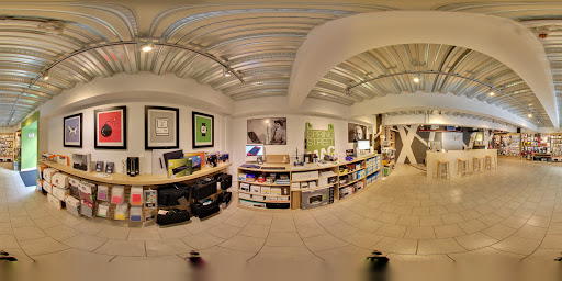 Computer Repair Service «Spring Street Mac - iPhone & Mac Repair», reviews and photos, 600 S Spring St, Los Angeles, CA 90014, USA