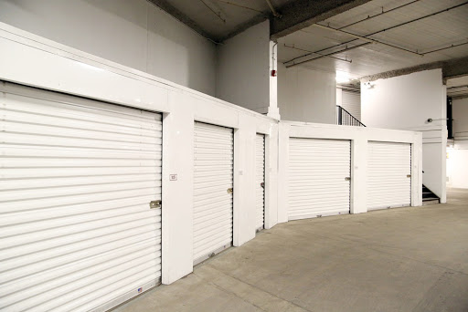 Self-Storage Facility «Public Storage», reviews and photos, 2801 Harlem Ave, Berwyn, IL 60402, USA