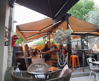 Atmosphère du Restaurant La Petite Cuillère à Villeneuve-lès-Avignon - n°12